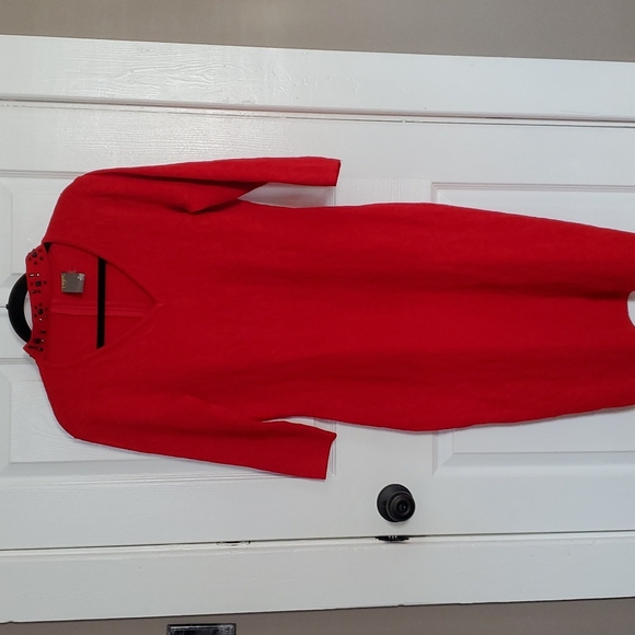 Red thick dress - Picture 3 of 13